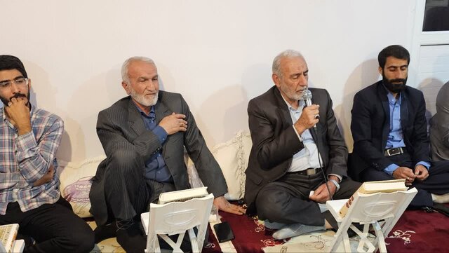 توجه به قرآن، بسیاری از مشکلات امروز ما را حل می کند